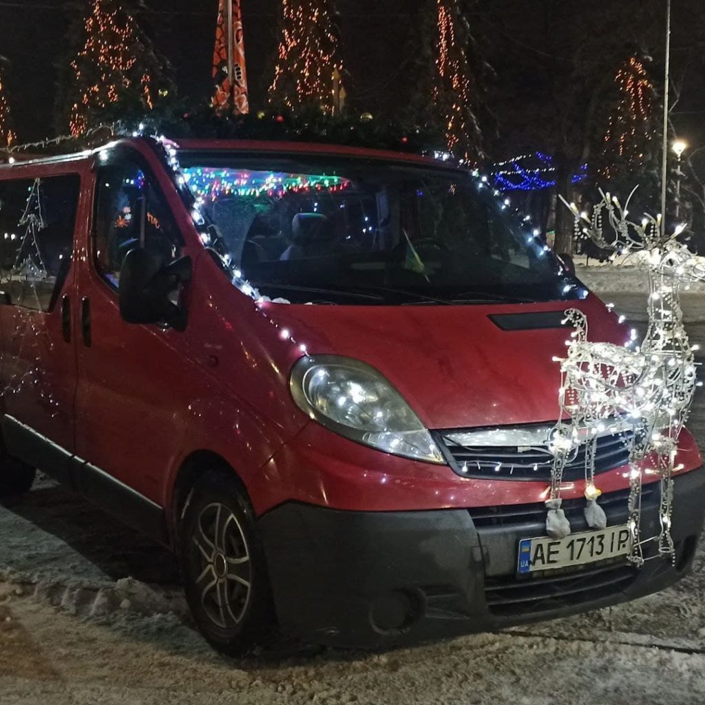 Павлоградские автомобилисты показали самые наряженные авто | Незалежний  портал Павлоград.dp.ua